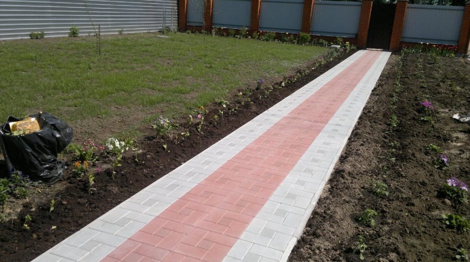 Бордюр пластиковый тротуарный черный б-300.8.5.4.5 l3000 New Fix