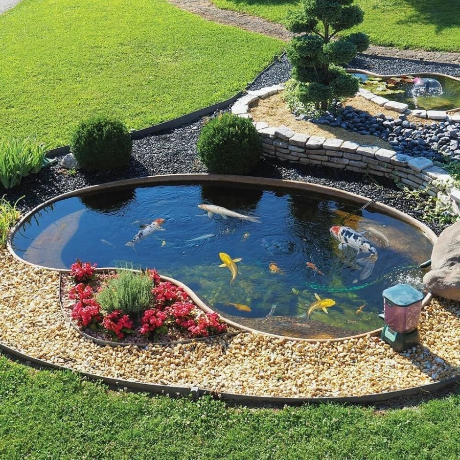 Декоративный пруд на даче