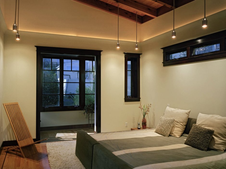 Подвесной магнитный шинопровод с поворотными светильниками 2метра