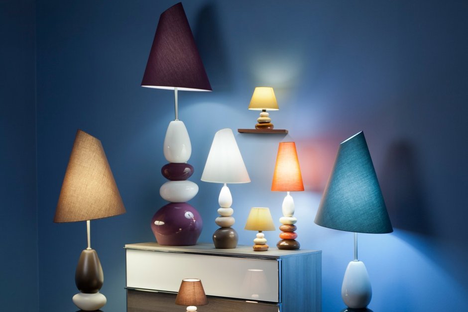 Монтаж светильников в потолок