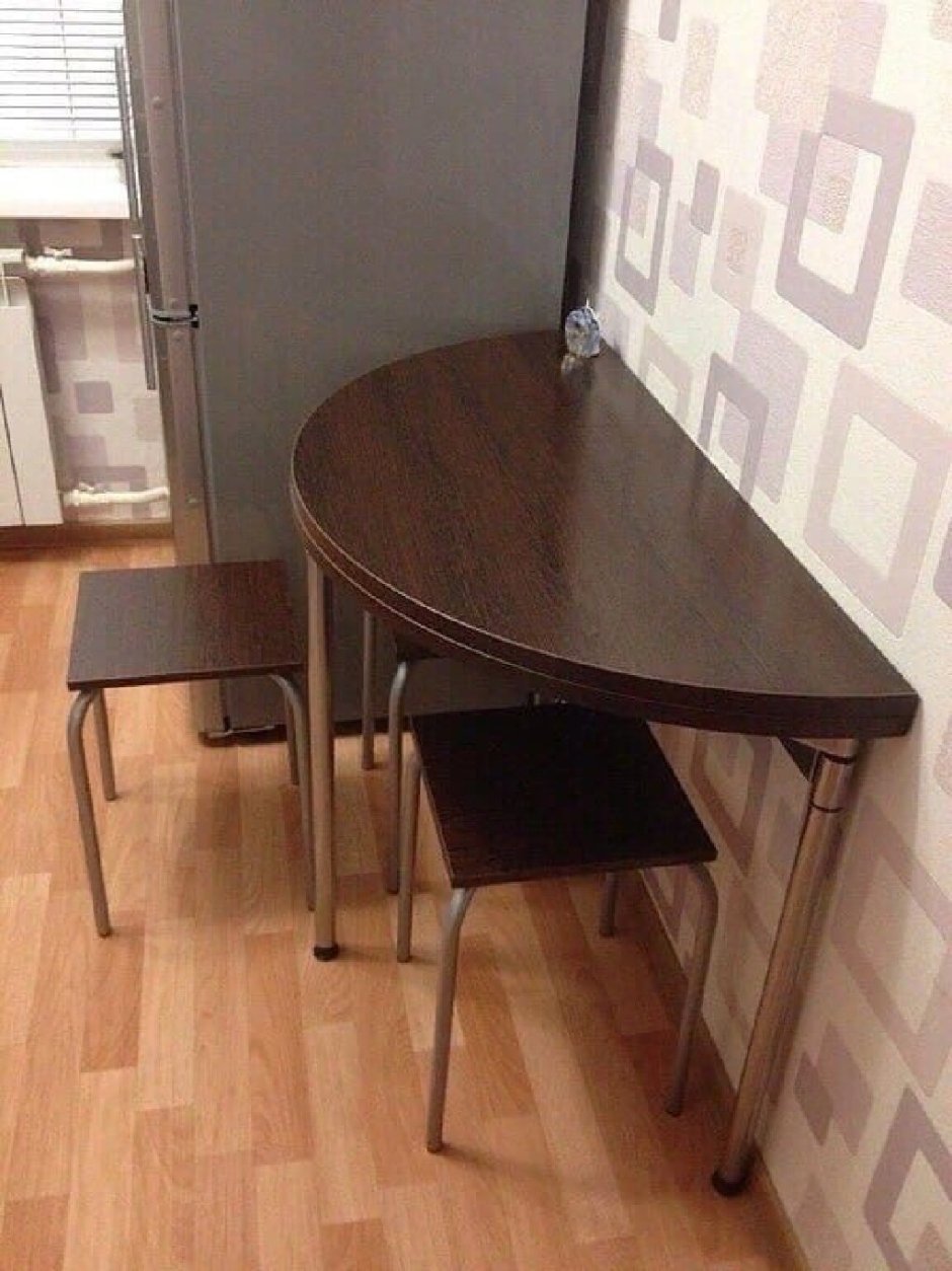 Кухонный стол полукруглый складной