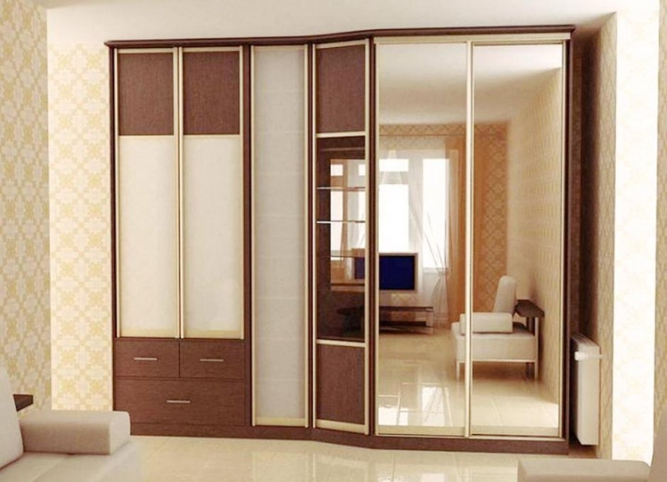 Шкаф купе с зеркалом и полками сбоку