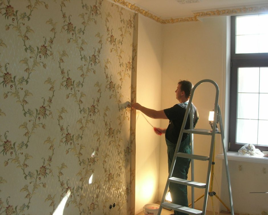 Поклейка обоев