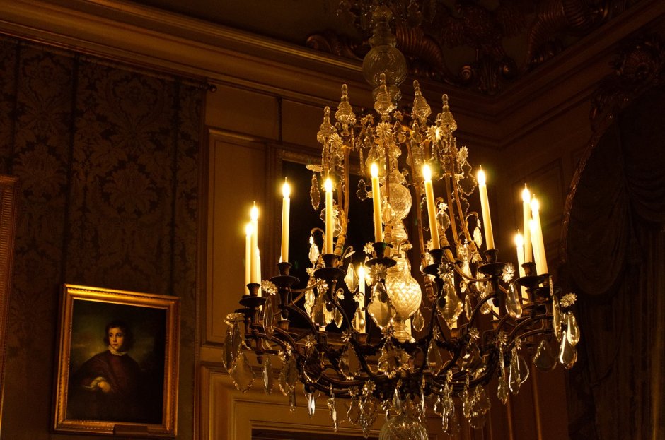 Подсвечник Неоклассика