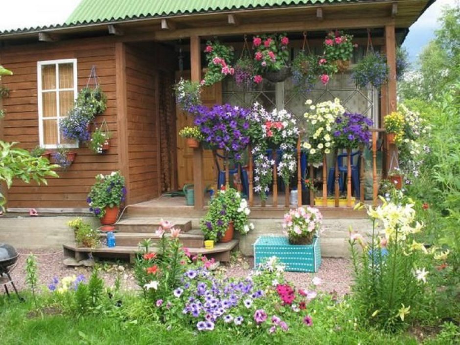 Обустройство сельского двора