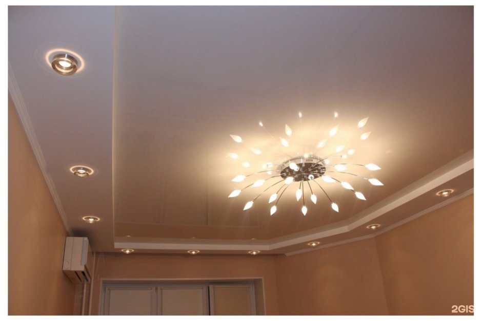 Расположение светильников на натяжном потолке
