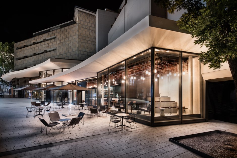 Фасады ресторанов в современном стиле