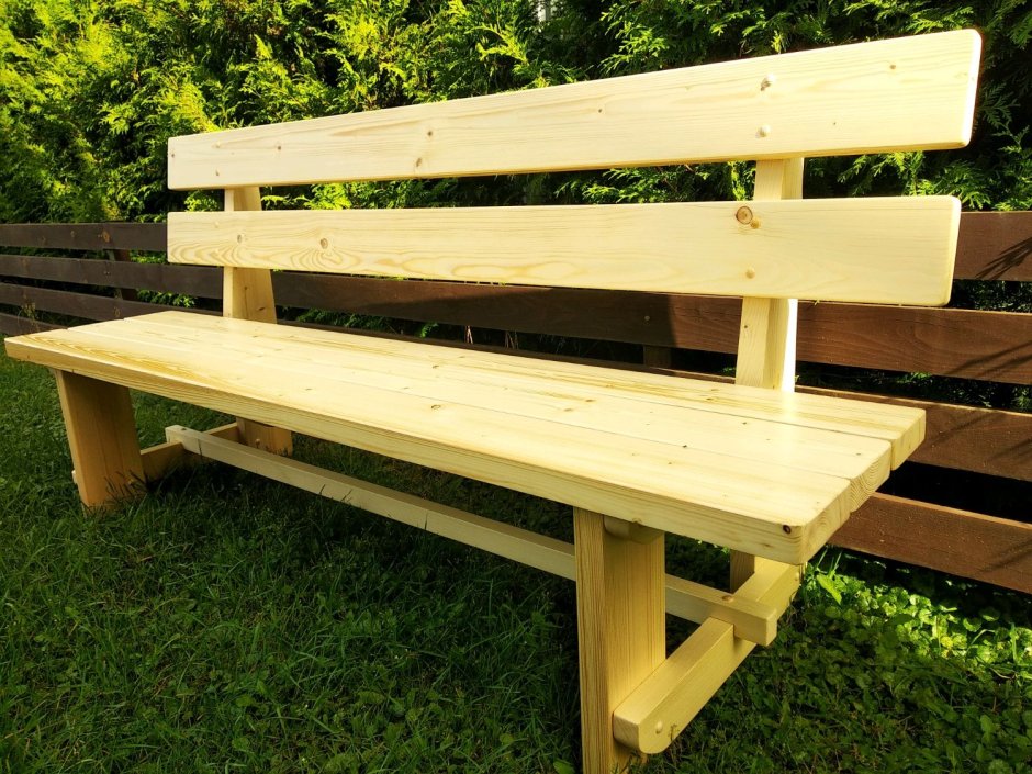 Скамейка из железной кровати