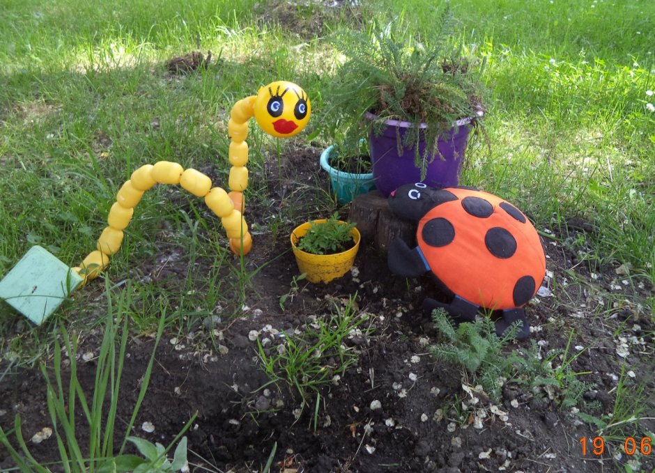 Клумбы из баллонов