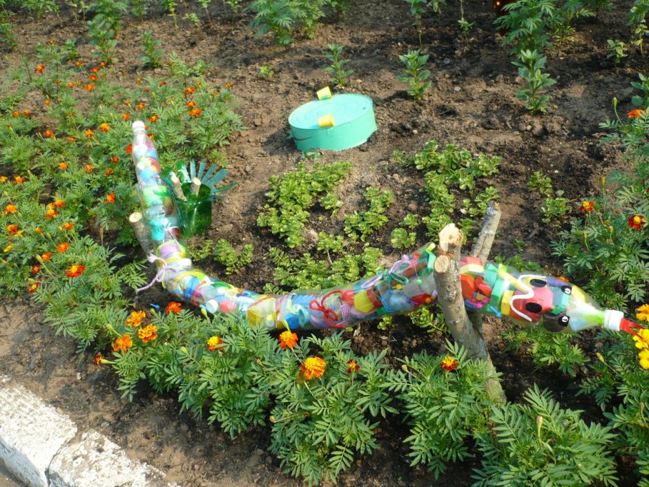 Клумбы в детском саду