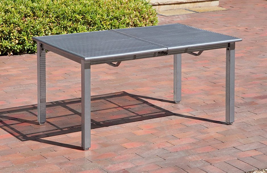 Стол металлический для дачи