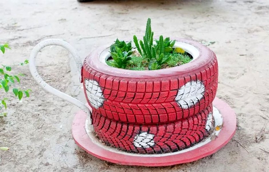 Необычные клумбы из покрышек