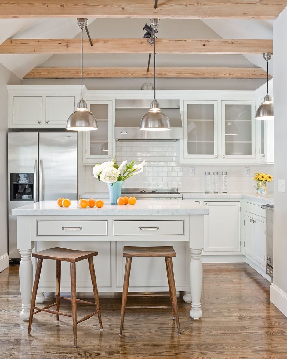 Люстра на кухню в частный дом