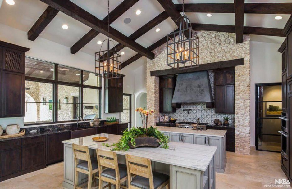 Фальшбалки в 10 кв.м. кухне