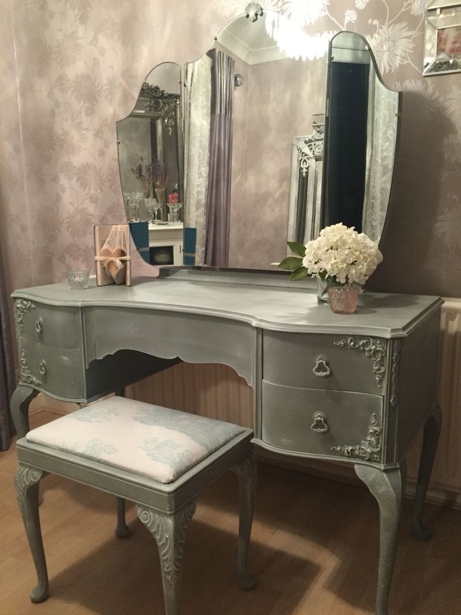 Будуарные столики с зеркалом арт-деко