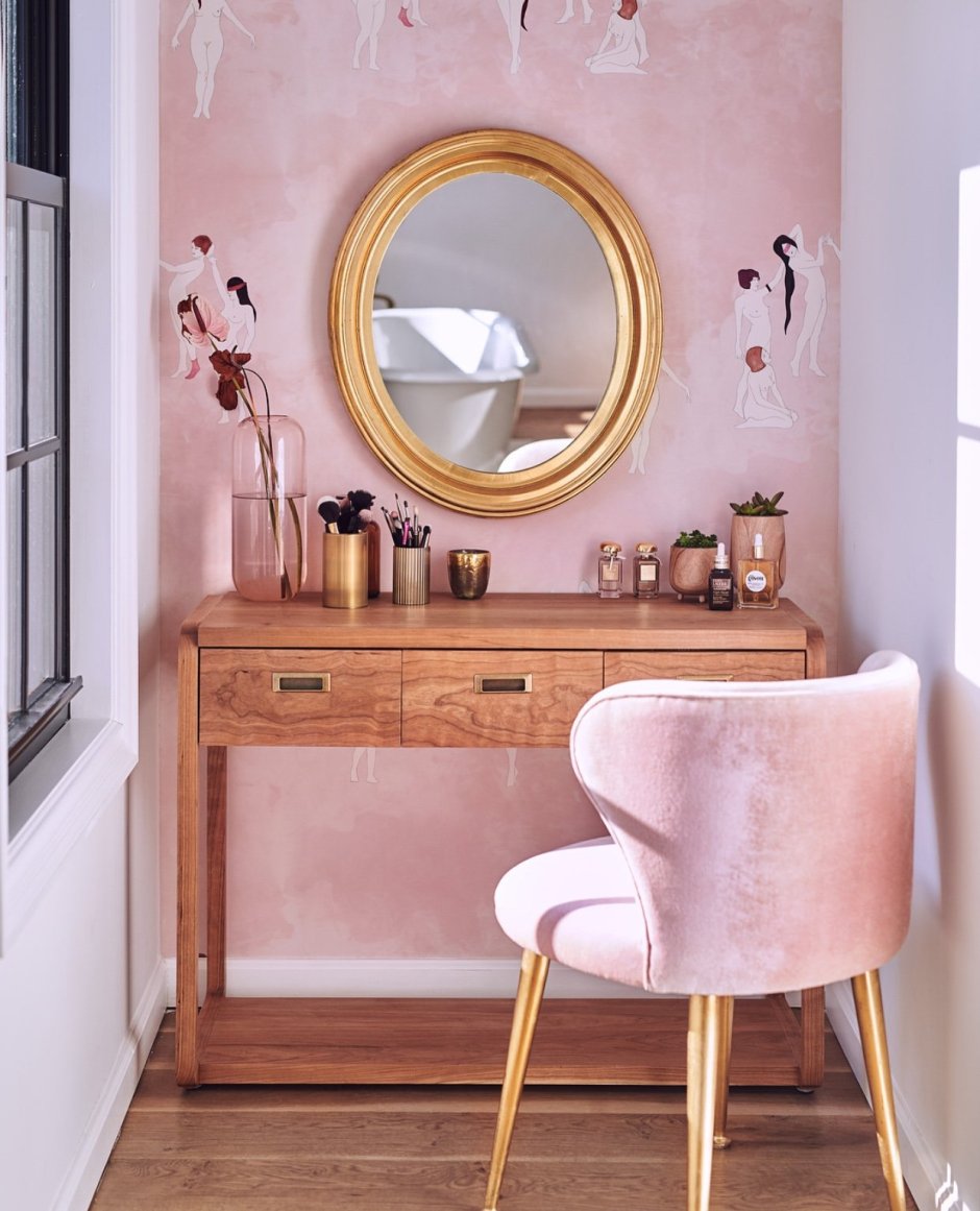 Туалетный столик кабриоль