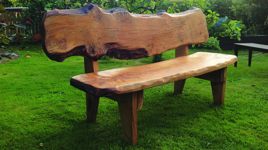 Скамейка деревянная