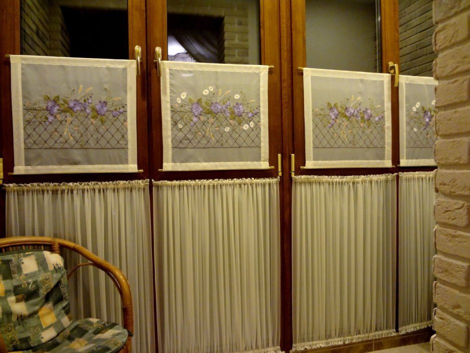 Мини карнизы для пластиковых окон