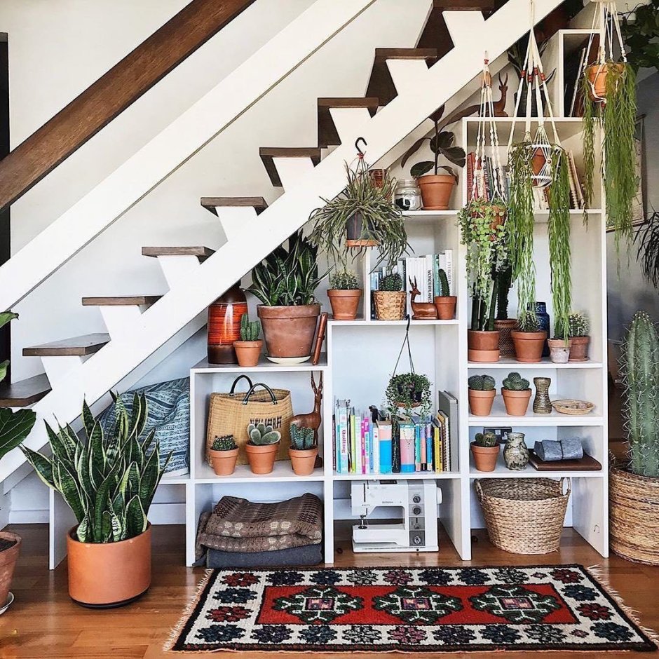 Декор лестницы в частном доме