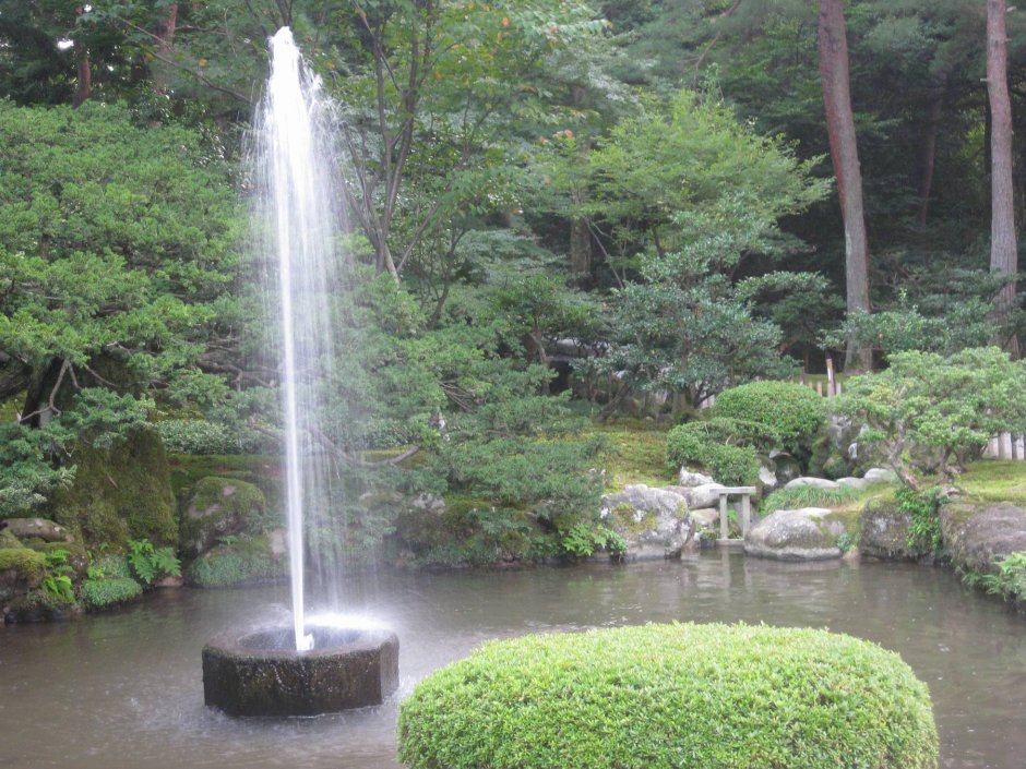 Садовый китайский водопадик