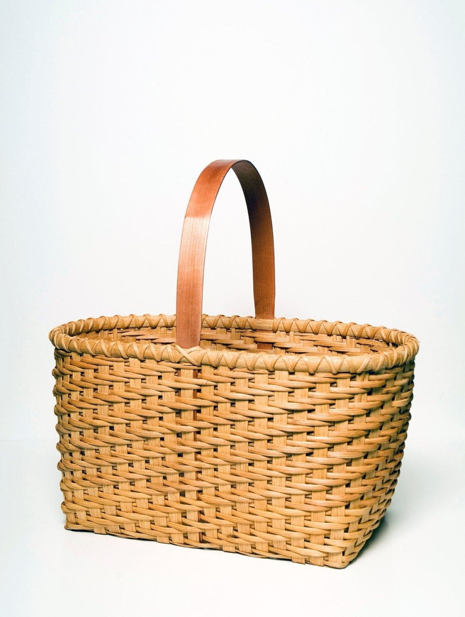 Корзины с подарками из бумажной лозы