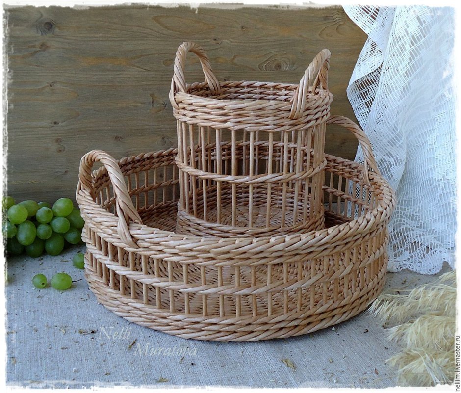 Корзинки из бумажной лозы с ручками