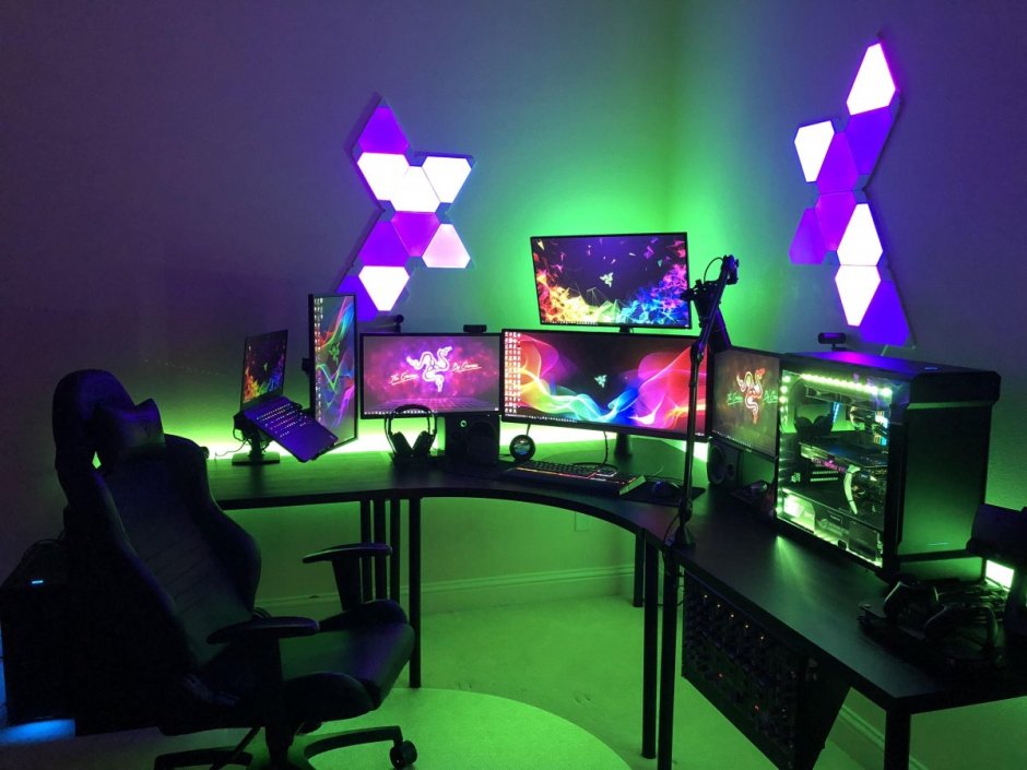 Комната геймера с подсветкой