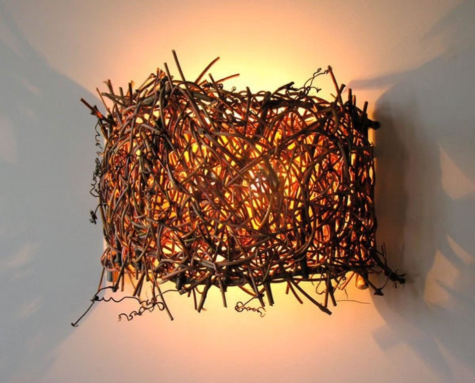 Люстра из природных материалов