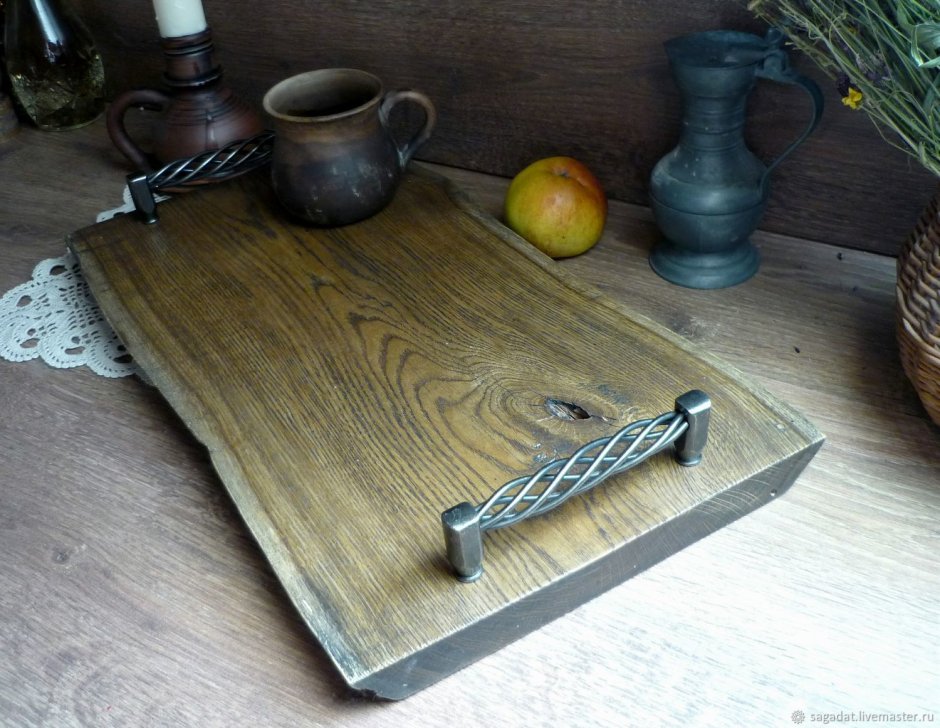 Поднос из дерева