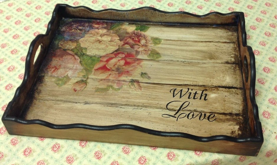 Оригинальные подносы из дерева
