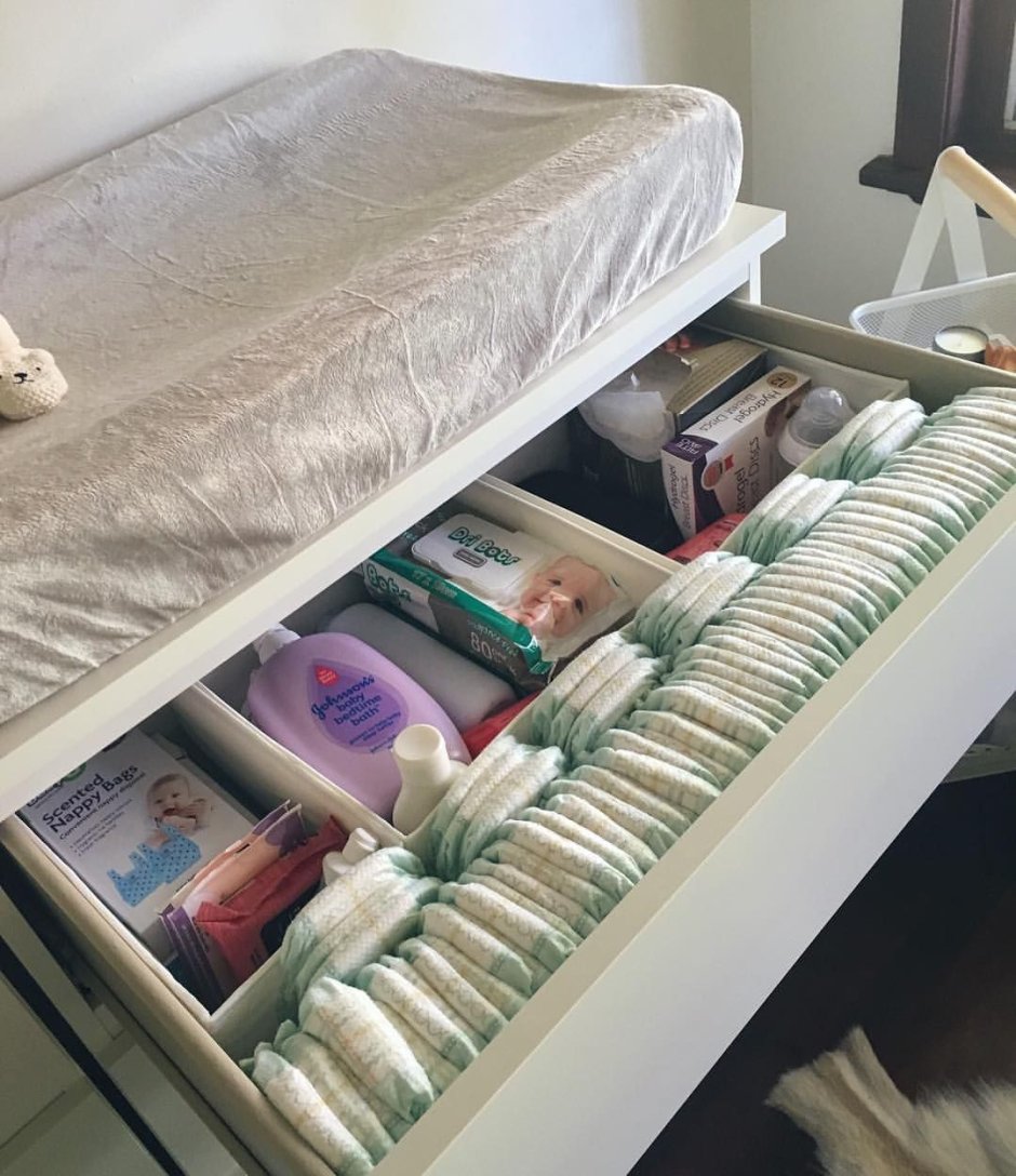 Хранение вещей новорожденного в комоде