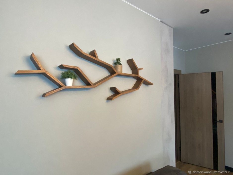 Полка в виде ветки