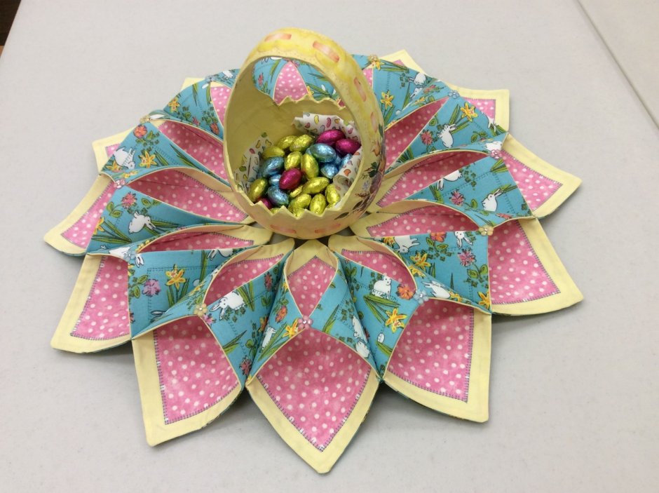 Брошки из ткани