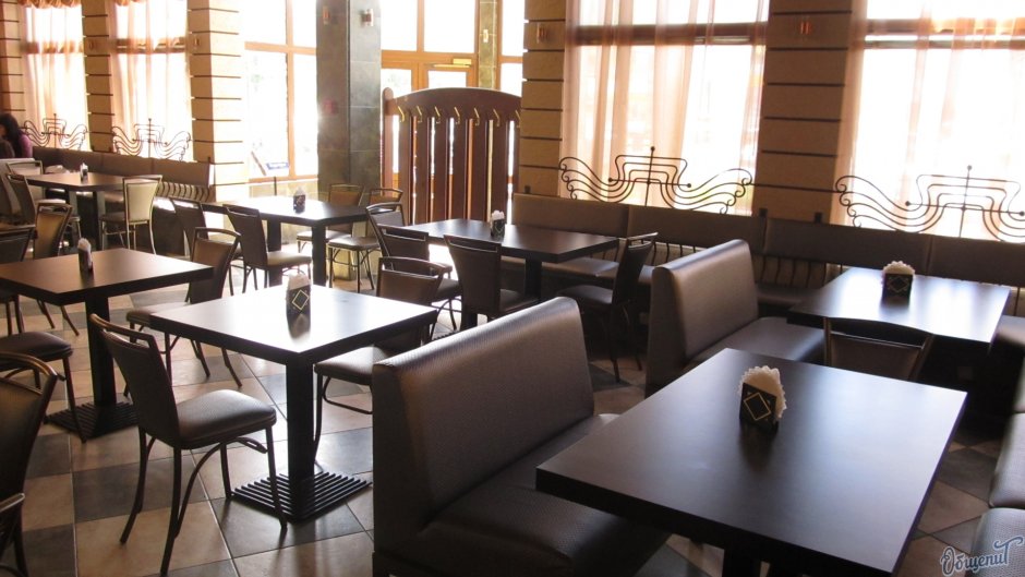 Интерьеры столовой общепита