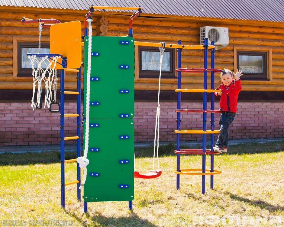 Спортивная площадка для дачи