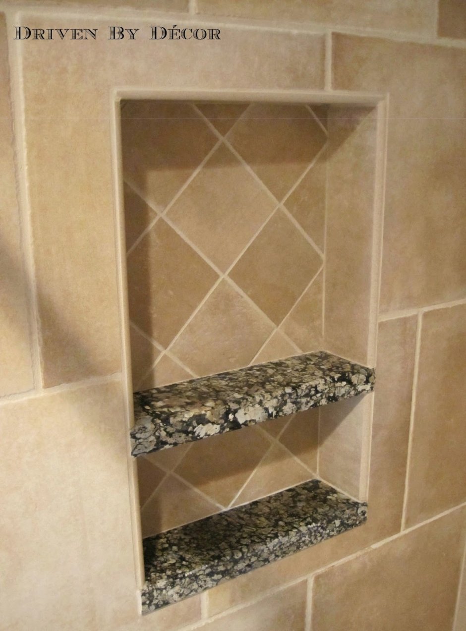 Полки из камня в ванную комнату