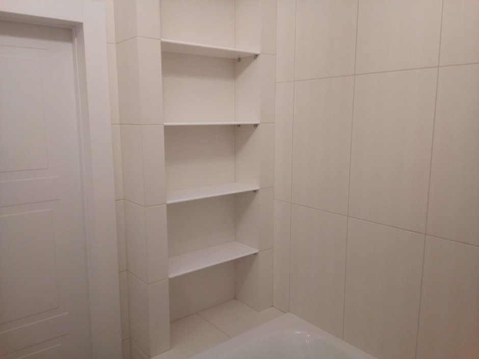 Полки из искусственного камня в ванную комнату