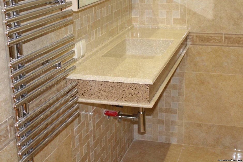 Полки из искусственного камня в ванную комнату