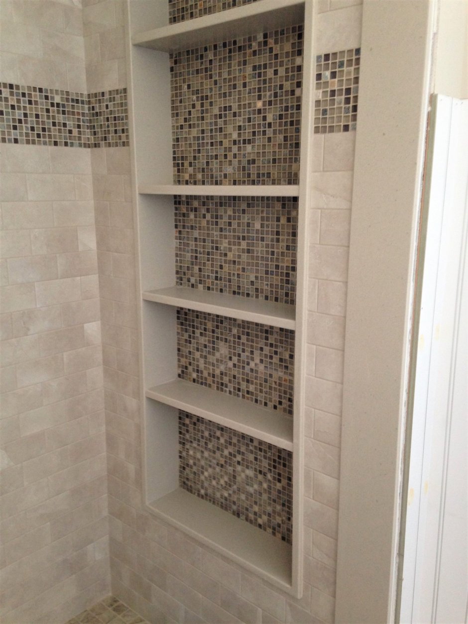 Полки в ванную из плитки