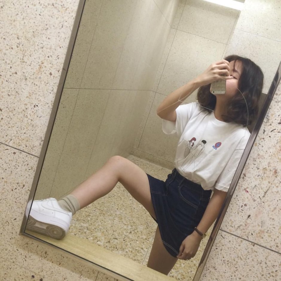 Селфи кореянок в полный рост