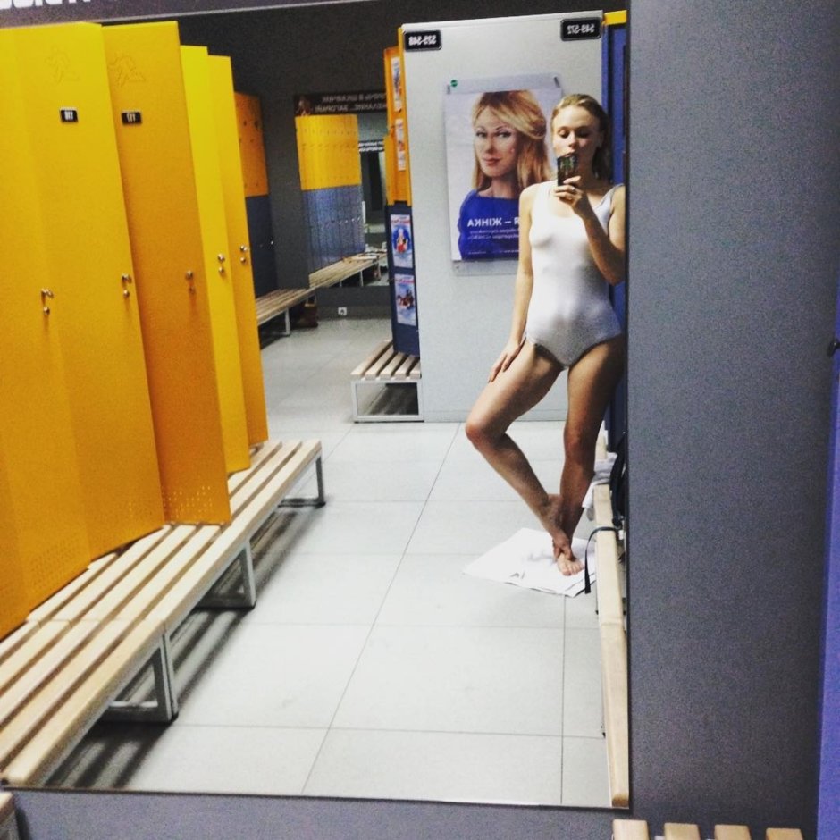 Анна кошмал в купальнике