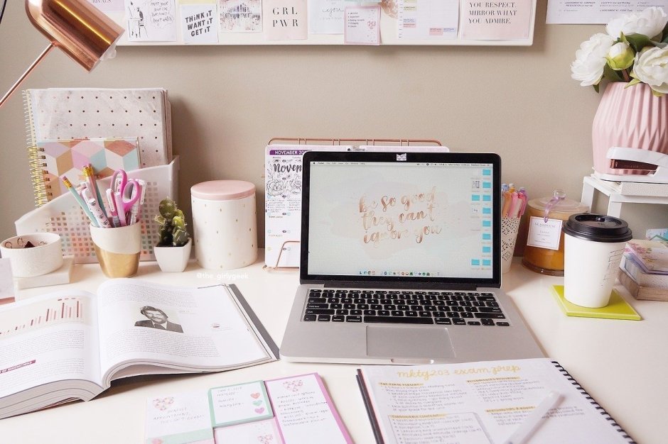 Бежевые предметы