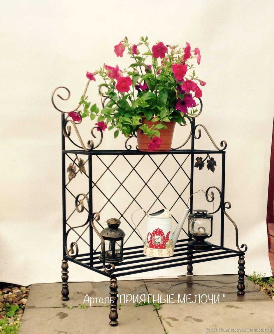 Кованые полки