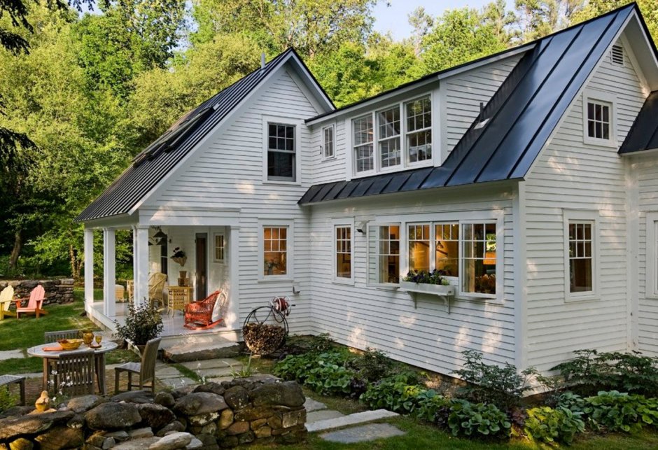 Красивый дачный дом