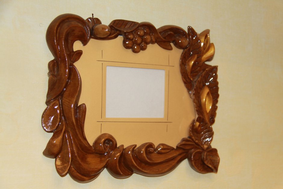 Резная рамка для зеркала из дерева своими руками