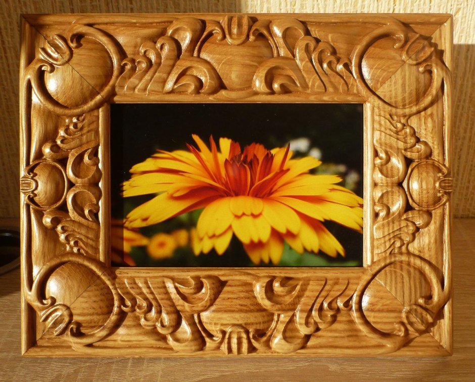 Резьба по дереву рамки