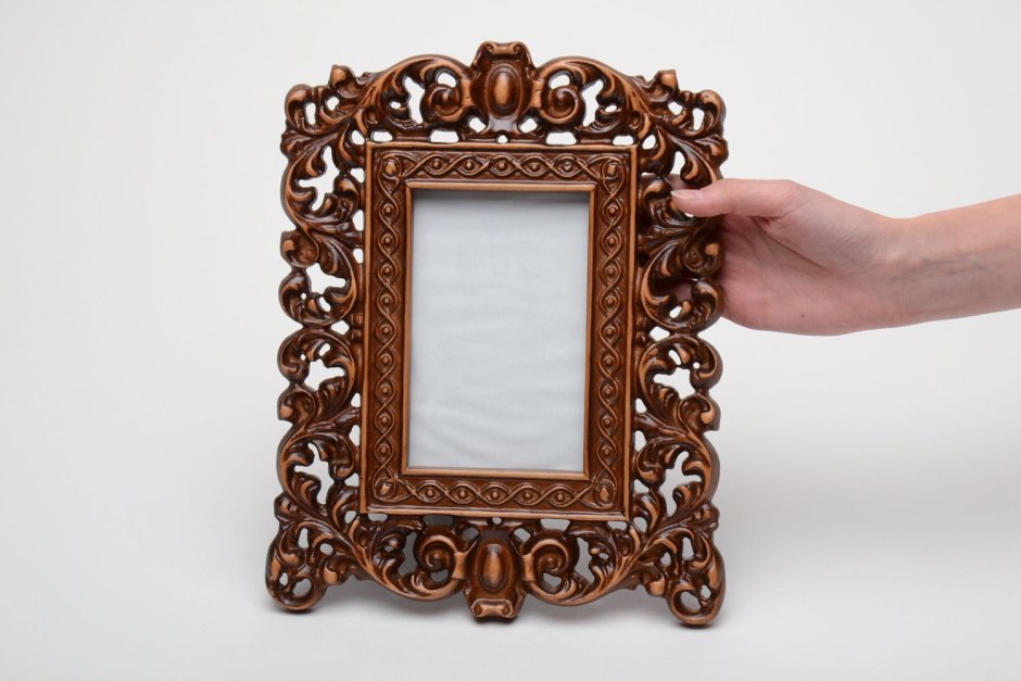 Фоторамки деревянные резные