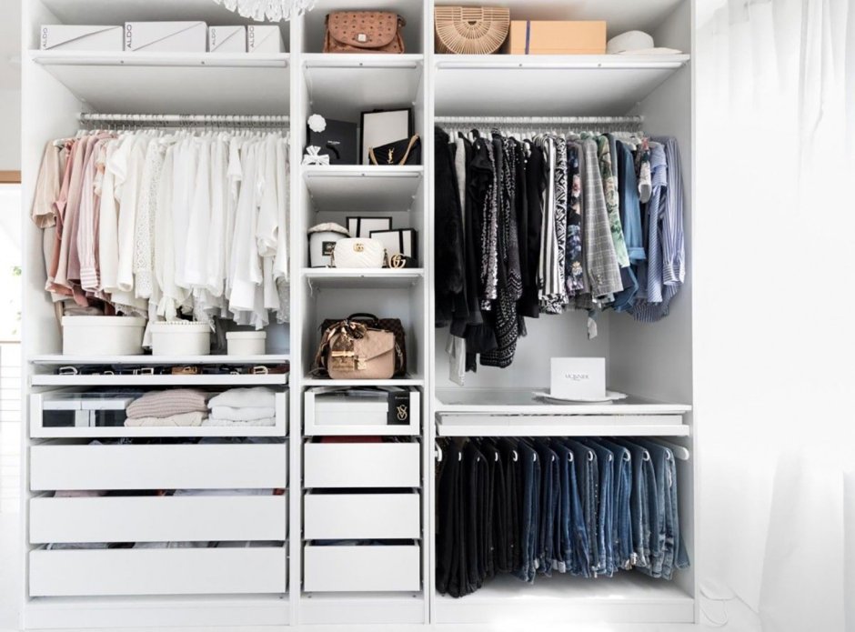 Полки со шторками