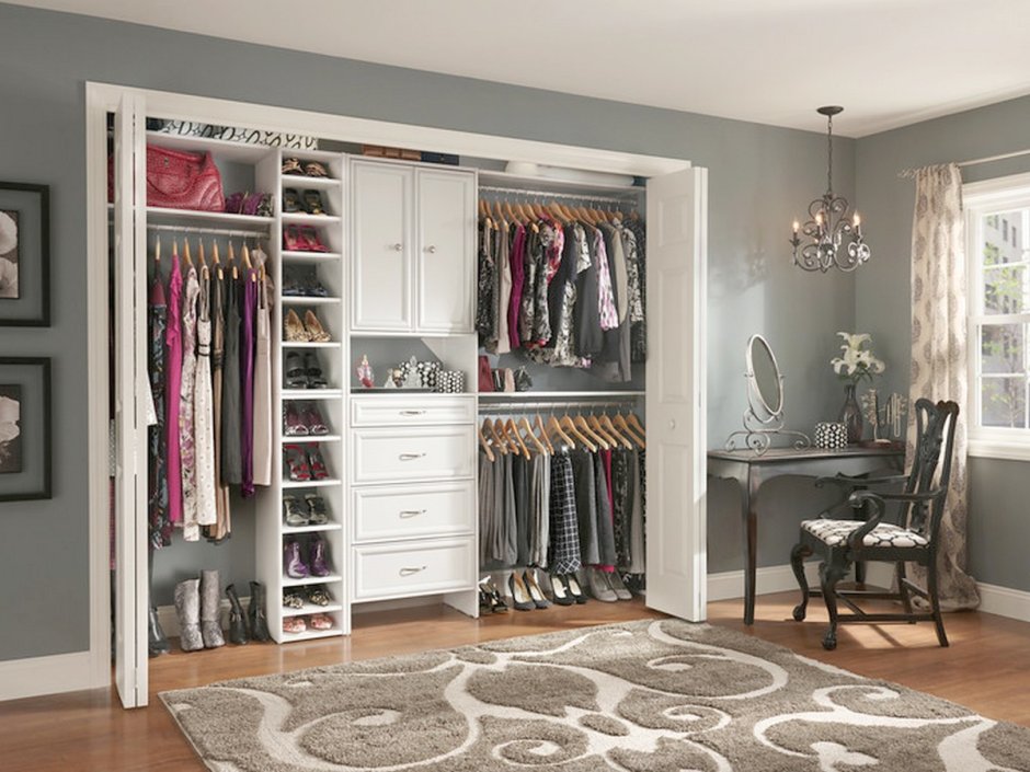 Стиралка и сушилка в гардеробной