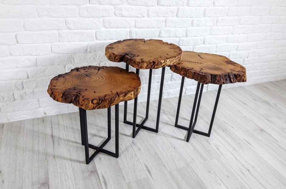 Стол из спила дерева